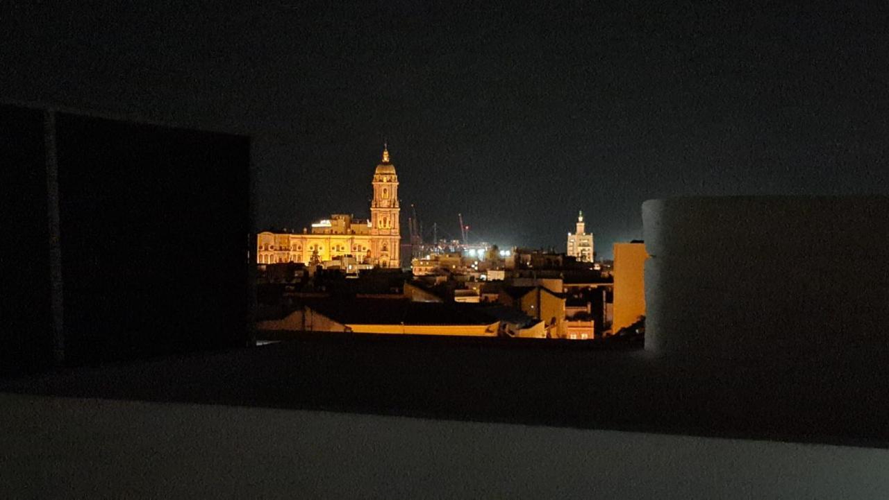 Penthouse With Solarium In The Center Of Malaga-Atico Con Solarium En El Centro De Malaga Apartment ภายนอก รูปภาพ
