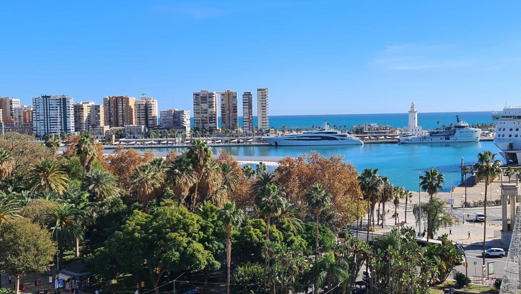 Penthouse With Solarium In The Center Of Malaga-Atico Con Solarium En El Centro De Malaga Apartment ภายนอก รูปภาพ